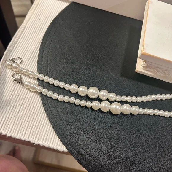 (Last one!!)Christian Dior Pink Clutch Bag with Faux Pearl Chain - NIB - Picture 8 of 11